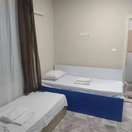лидер хаус Homestay *